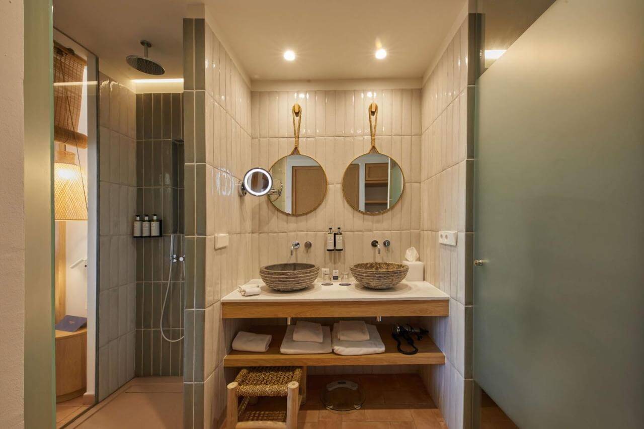 Cala San Miguel The Club