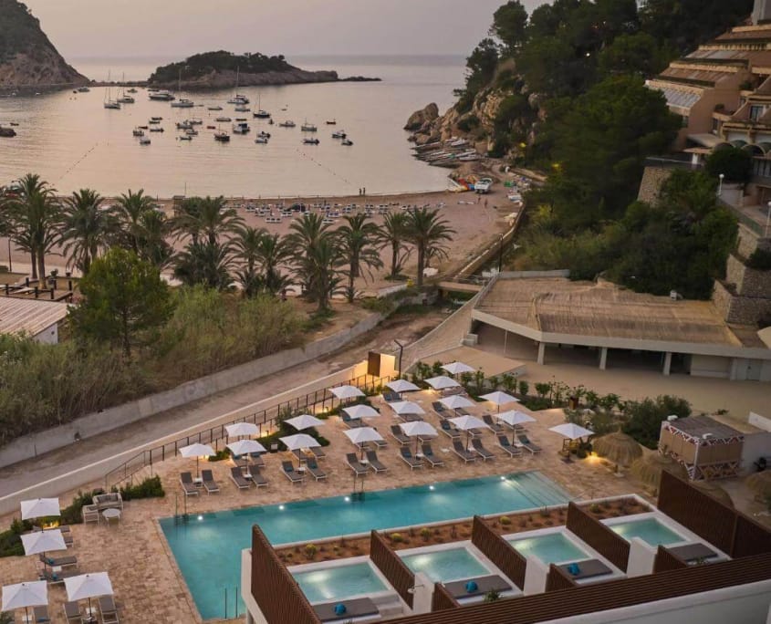 Cala San Miguel The Club