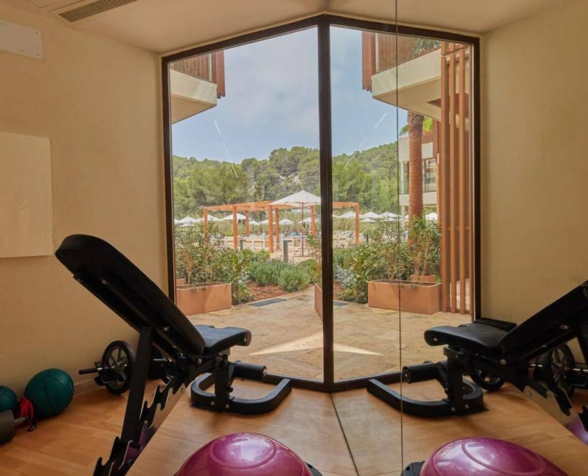 Cala San Miguel The Club