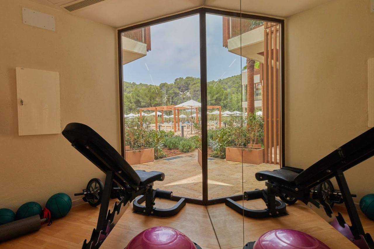 Cala San Miguel The Club