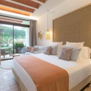 Cala San Miguel The Club